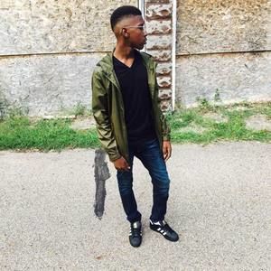 Meet your Posher, Evan